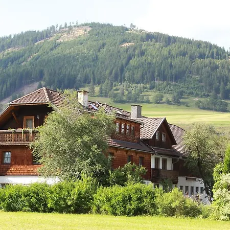 Апартаменты Biohof Sauschneider Санкт-Маргаретен-им-Лунгау